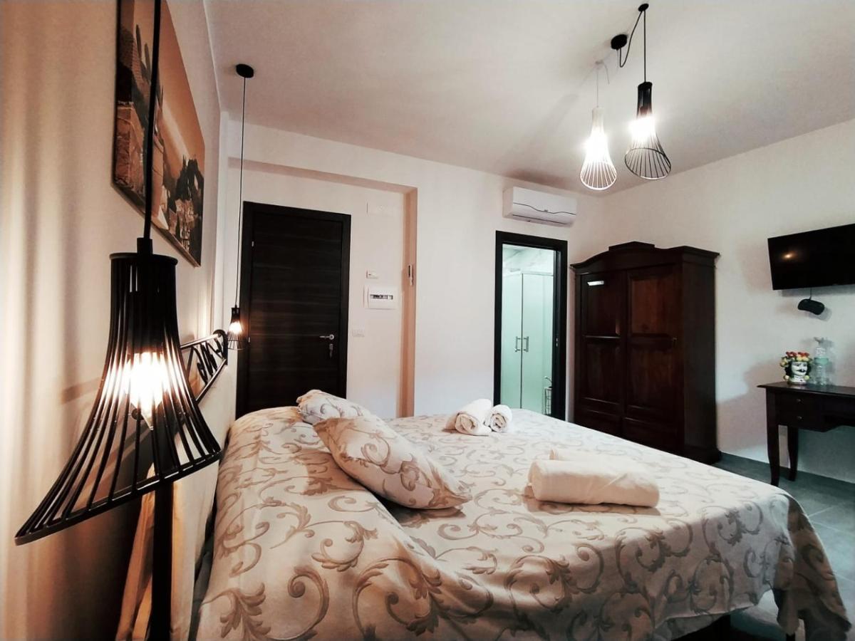 Pentefur Bed & Breakfast Савока Екстериор снимка